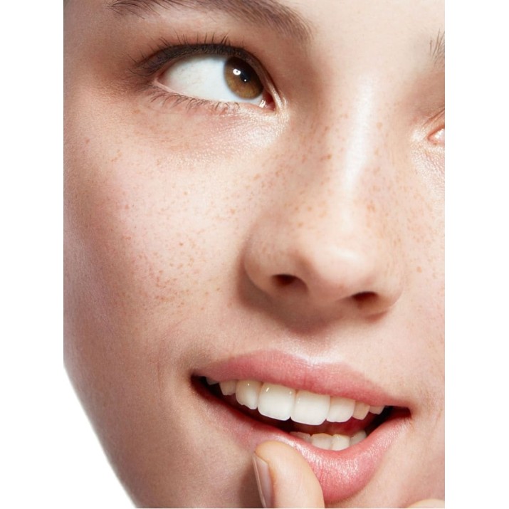 Balsam de buze Clinique Moisture Surge Lip Hydro-Plump Treatment 10ml