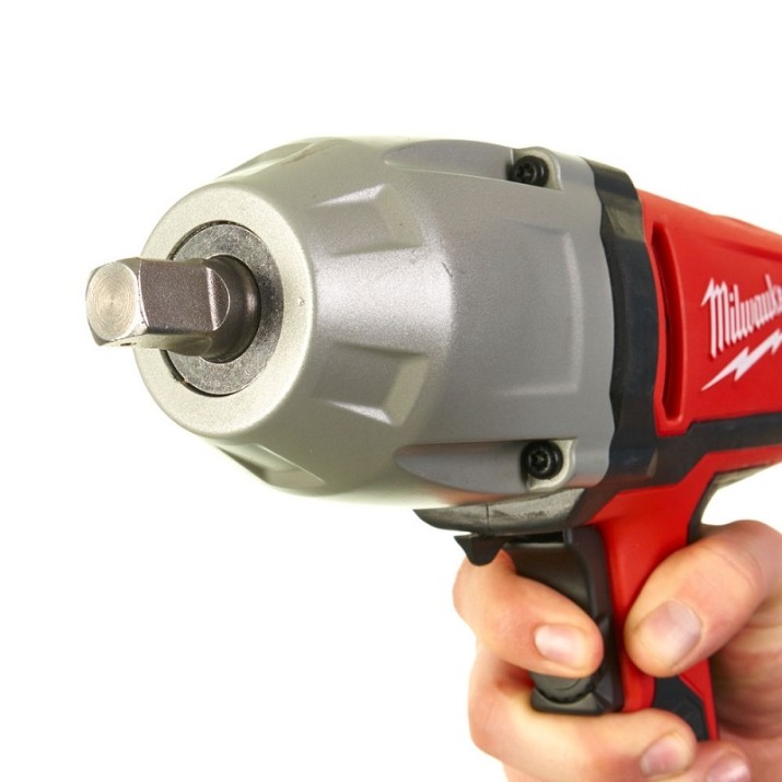 Гайковёрт Milwaukee IPWE400R (4933451524)