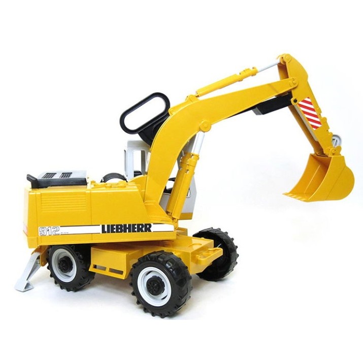 Экскаватор Bruder Liebherr (2426)