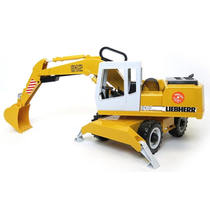Экскаватор Bruder Liebherr (2426)