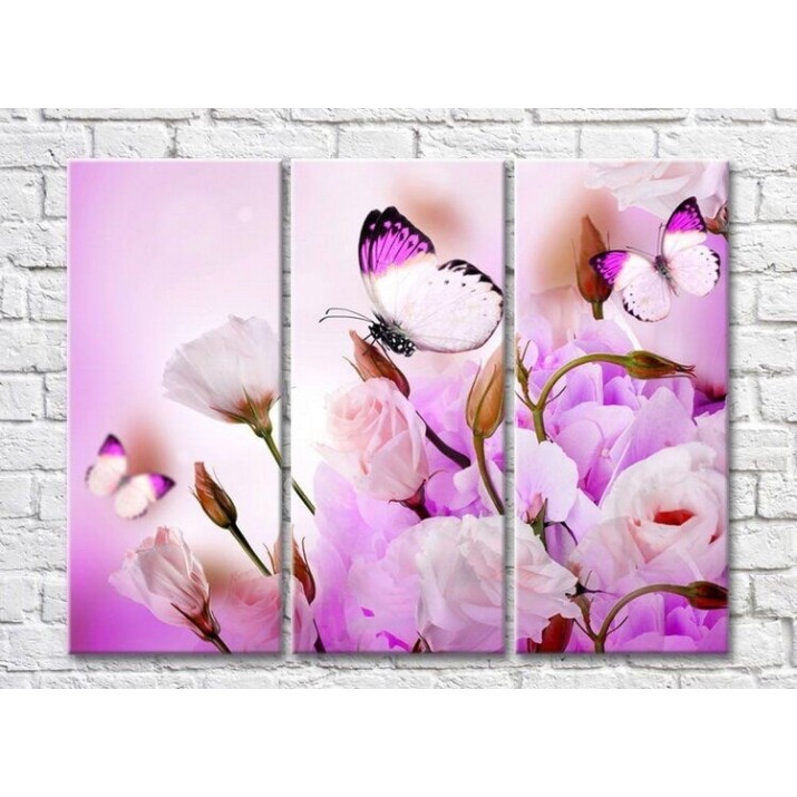 Pictură ArtPoster Butterfly on a background of Pink eustoma (3448874)