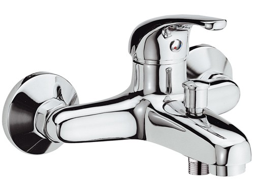 Смеситель для ванны Remer F053