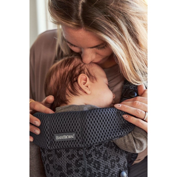 Кенгуру для новорожденных BabyBjorn Mini Anthracite/Leopard 3D Mesh (021078E1)