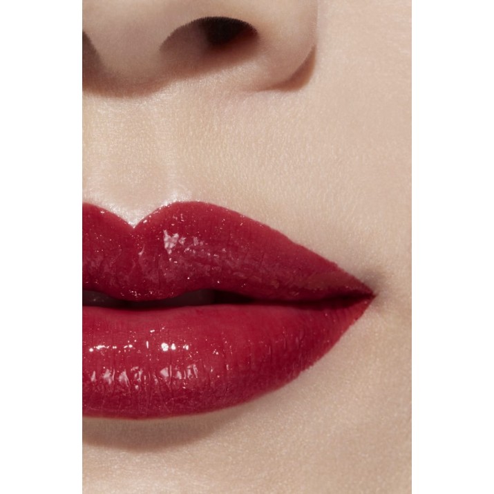 Помада для губ Chanel Rouge Coco Flash Vibrant Shine 70 Attitude