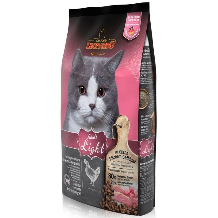 Hrană uscată pentru pisici Leonardo Adult Light 7.5kg