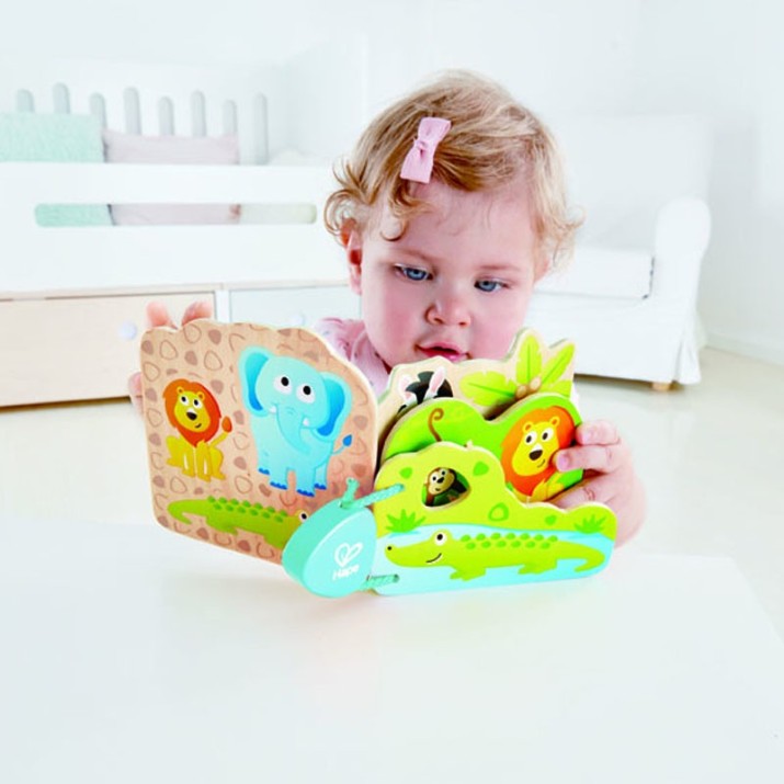 Carte educațională pentru copii Hape Baby's Wild Animal Book (E0047A)