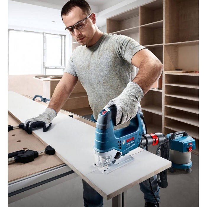 Электролобзик Bosch GST 750 (06015B4121)