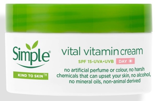 Cremă pentru față Simple Kind To Skin Vital Vitamin Day Cream 50ml