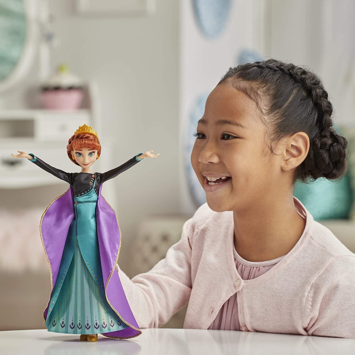 Кукла Hasbro Frozen 2 Musical Adventure Anna (E8881)